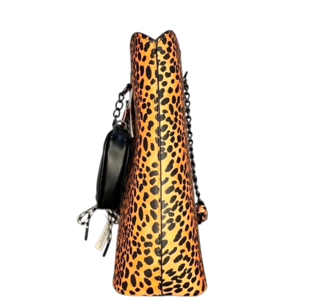 🖤🔹️Betsey Johnson 🔹️XOTOTE-L  Leopard Print 2pc Tote with Black Bag Charm - Picture 5 of 17
